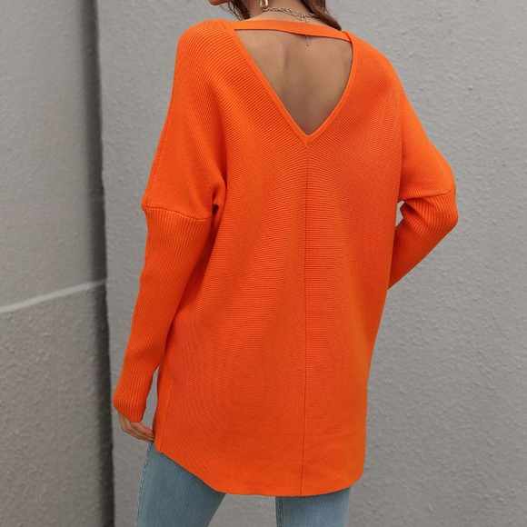 Ribbed V-Neck Open Back Tunic Sweater - Picture 2 of 3